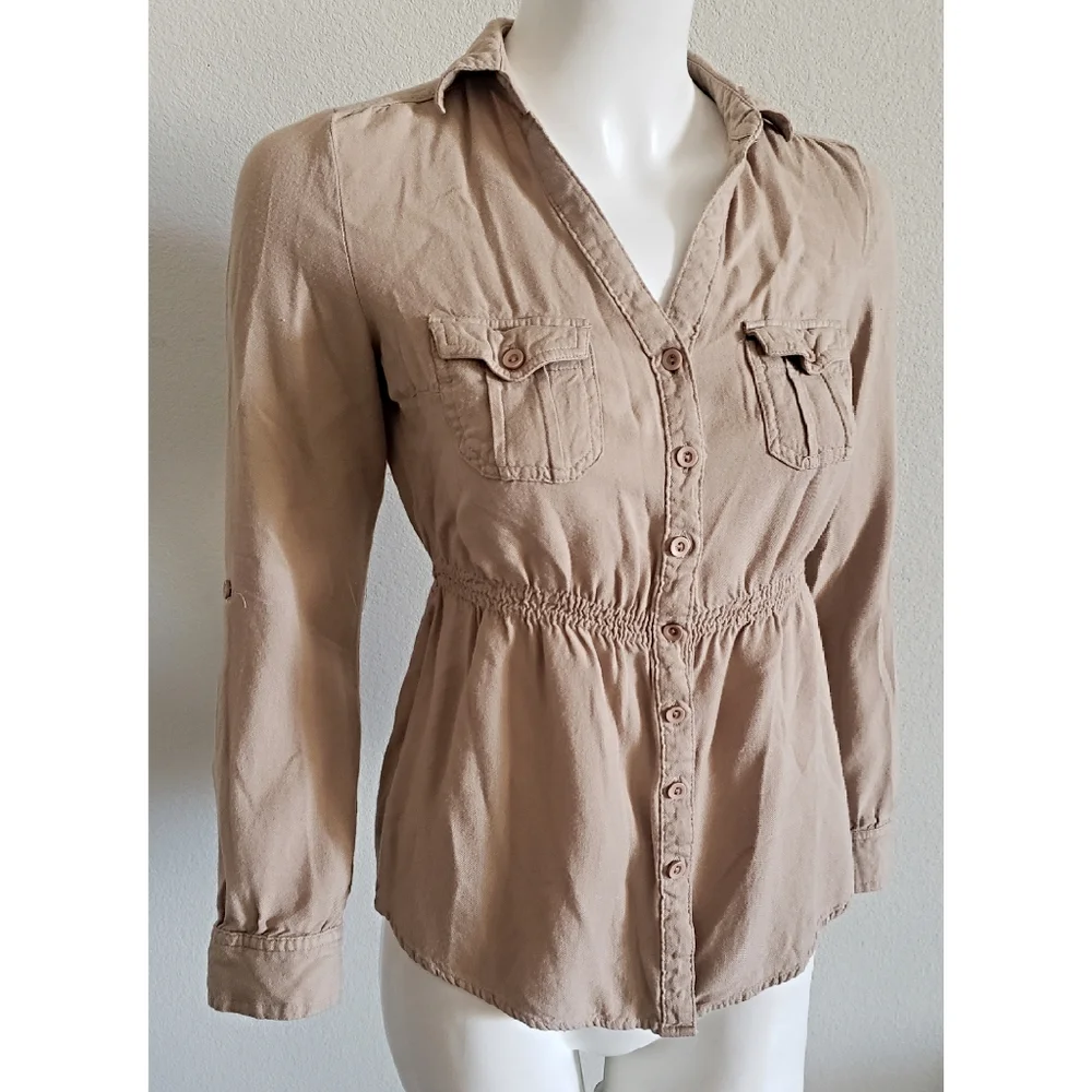 Timing Buttonup Top - Picture 1 of 7